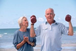 пожилые люди и спорт