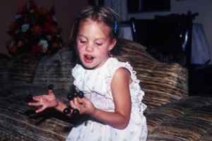 Анджелина Джоли  в детстве
