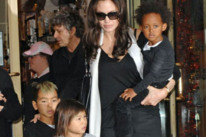 Анджелина Джоли и ее дети