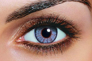 Цветные линзы для глаз удобны в использовании