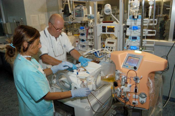 Создан гемодиализный аппарат для новорожденных