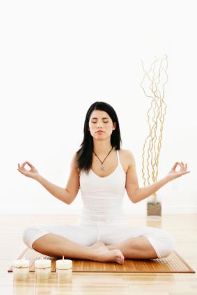 При мигрени помогает медитация