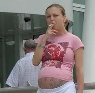 Курение во время беременности влияет на психику детей