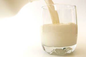 milk-glass-101105-02.jpg
