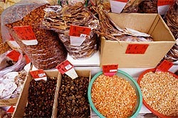 Продукты в коробках