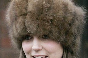 Кейт Миддлтон в меховой шапке