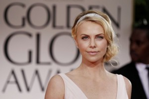 Шарлиз Терон на золотом глобусе