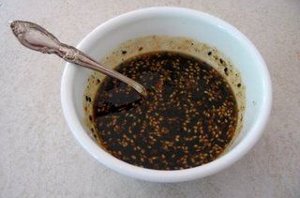 Салатная заправка из кунжутных семян