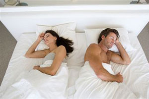 Супруги спят отдельно